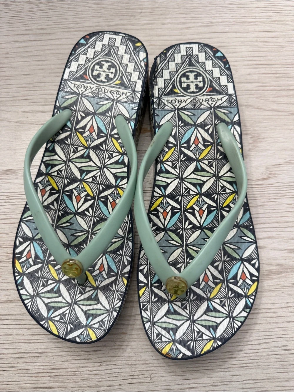 TORY BURCH THANDIE RUBBER WEDGE FLIP FLOP size 8